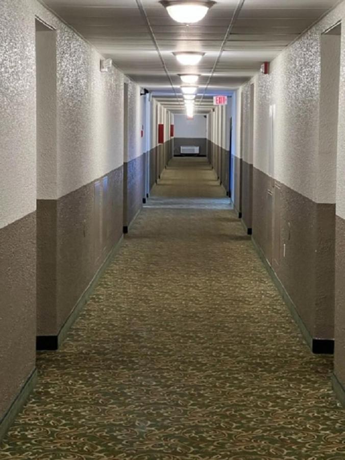 Posh Inn & Suites Wisconsin Rapids Exteriér fotografie