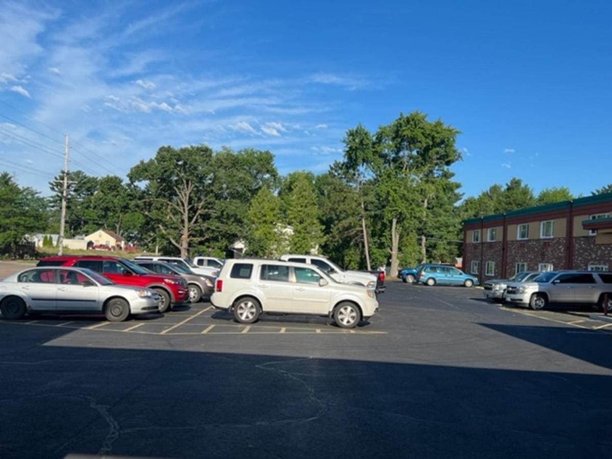 Posh Inn & Suites Wisconsin Rapids Exteriér fotografie